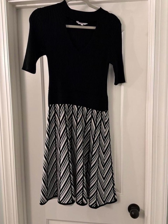 Candie's Dresses & Skirts - Candie's Black and White Chevron Midi Fit-and-Flare Dress
